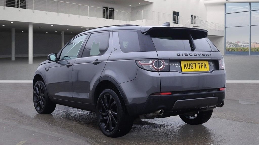 Used Land Rover Discovery Sport 2017 for sale - 76523320: Photo 3