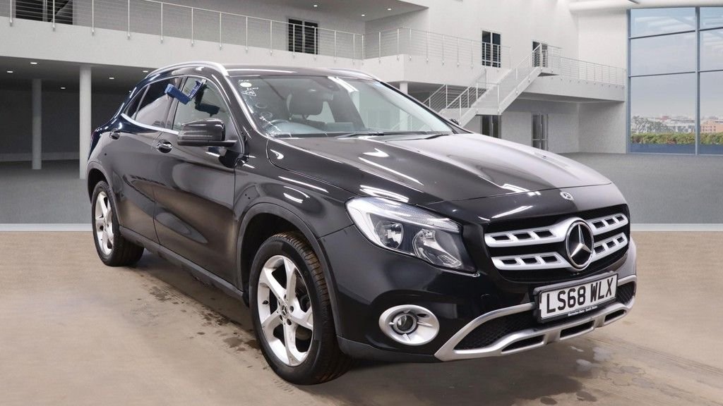 Used Mercedes-Benz GLA 2018 for sale - 77660183: Photo 4