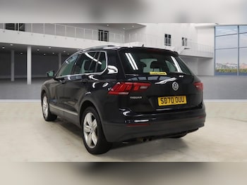 Used Volkswagen Tiguan 2020 for sale - 77936699: Photo