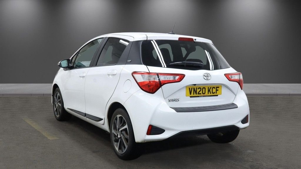 Used Toyota Yaris 2020 for sale - 78167648: Photo 3