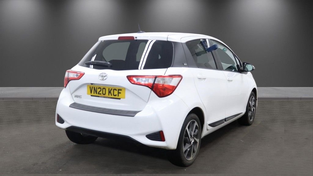 Used Toyota Yaris 2020 for sale - 78167648: Photo 4