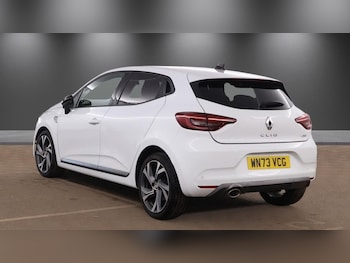 Used Renault Clio 2023 for sale - 78682344: Photo