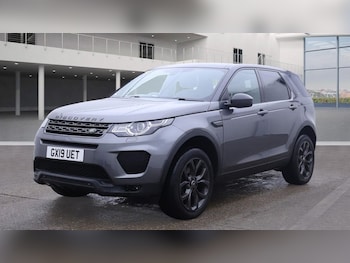 Used Land Rover Discovery Sport 2019 for sale - 76520658: Photo