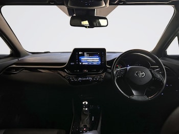 Used Toyota C-HR 2019 for sale - 79221994: Photo