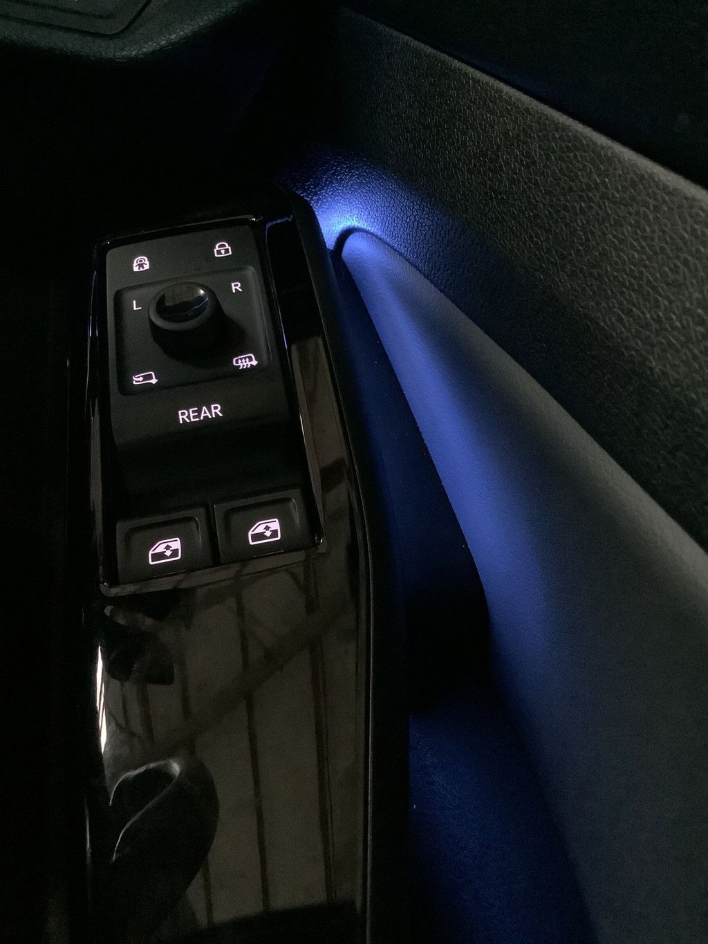 Used Volkswagen ID.4 2023 for sale - 77692471: Photo 24