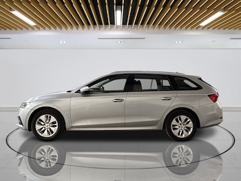 Used Skoda Octavia 2022 for sale - 78760581: Photo