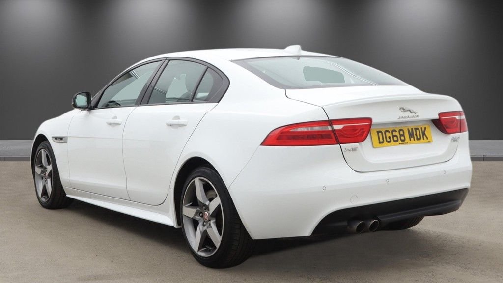 Used Jaguar XE 2018 for sale - 78167719: Photo 3