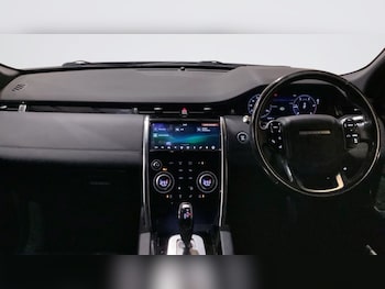 Used Land Rover Discovery Sport 2019 for sale - 76923551: Photo