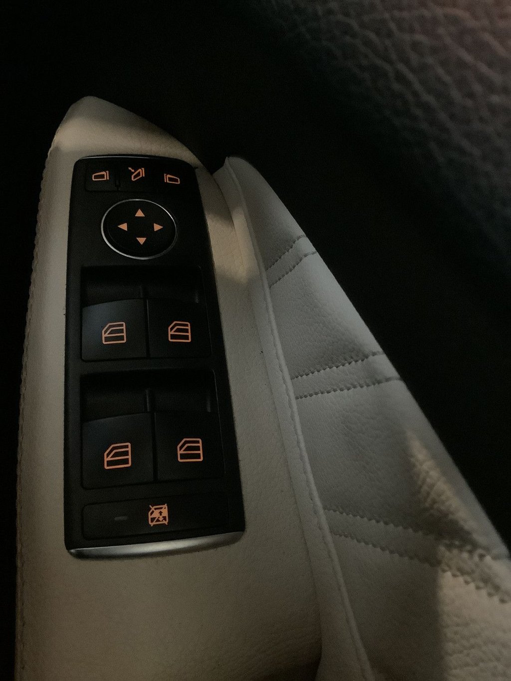 Used Mercedes-Benz GLE 2017 for sale - 77520772: Photo 28