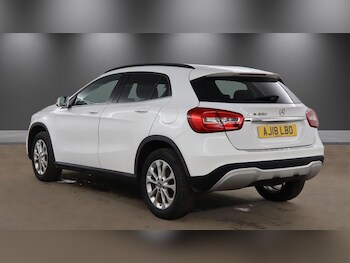 Used Mercedes-Benz GLA 2018 for sale - 78458073: Photo