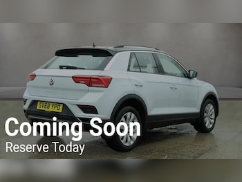 Used Volkswagen T-Roc 2019 for sale - 77534870: Photo