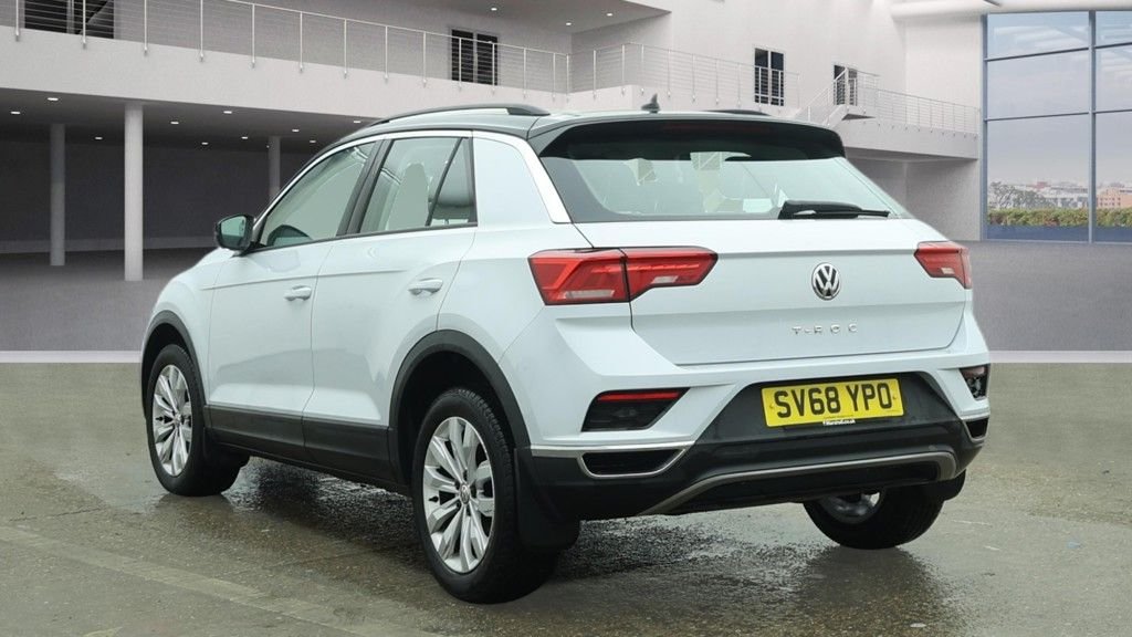 Used Volkswagen T-Roc 2019 for sale - 77534870: Photo 9