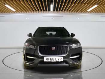 Used Jaguar F-Pace 2018 for sale - 74893188: Photo