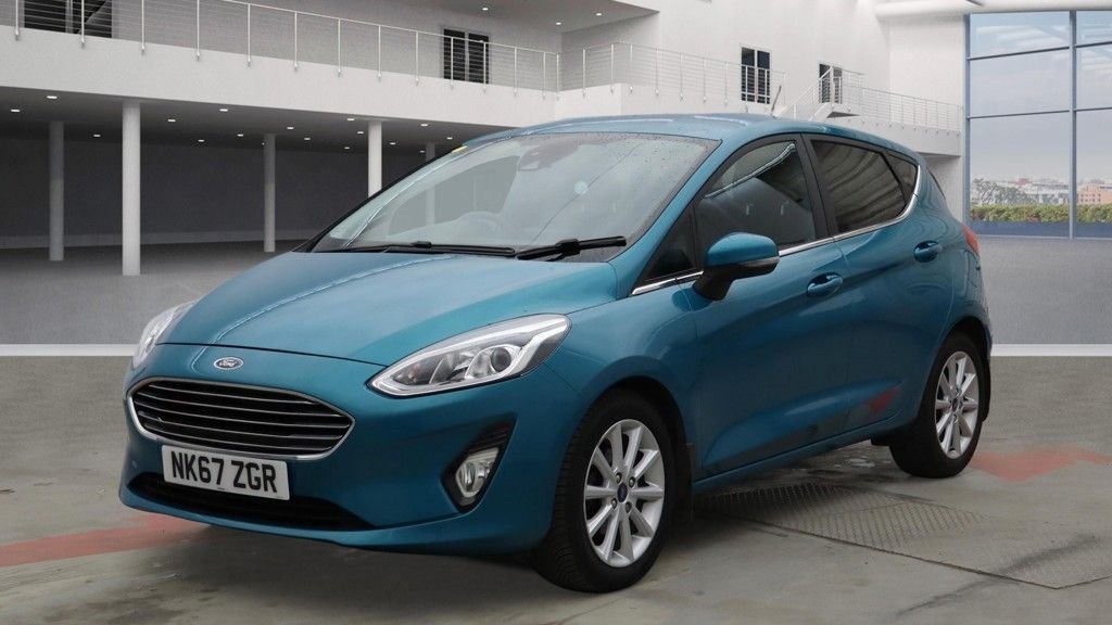 Used Ford Fiesta 2017 for sale - 78021936: Photo 2