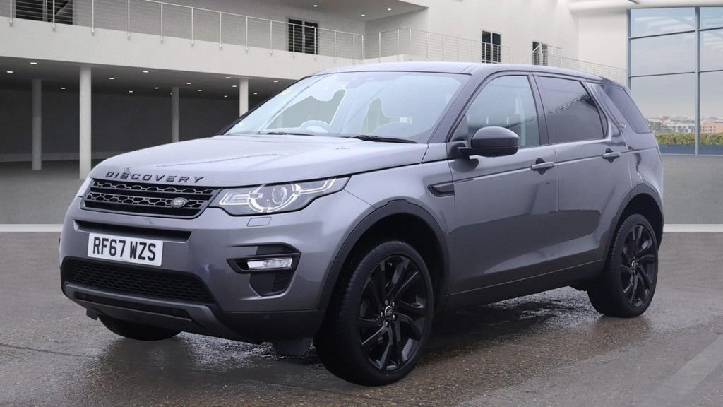 Used Land Rover Discovery Sport 2017 for sale - 76389851: Photo 2
