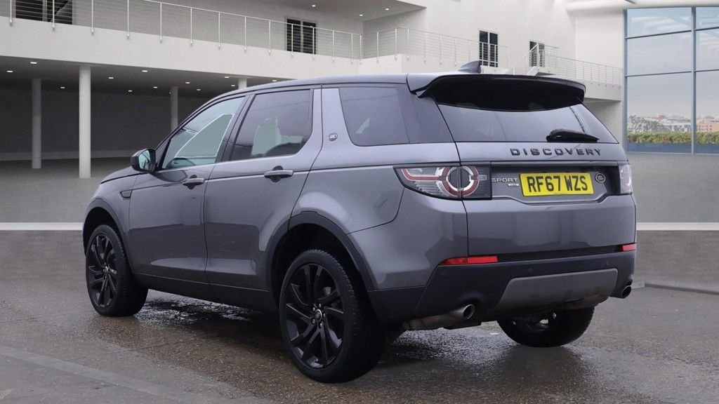 Used Land Rover Discovery Sport 2017 for sale - 76389851: Photo 3
