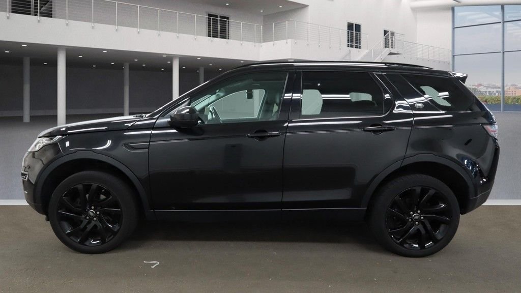 Used Land Rover Discovery Sport 2018 for sale - 76172864: Photo 6