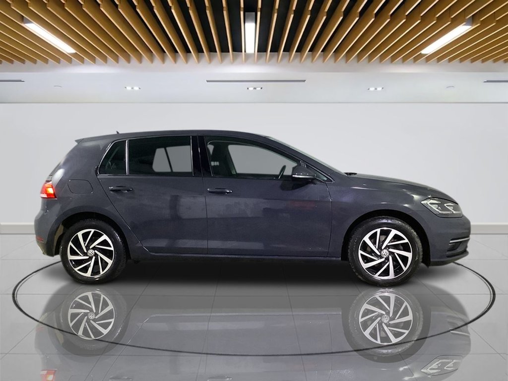 Used Volkswagen Golf 2020 for sale - 76559384: Photo 9