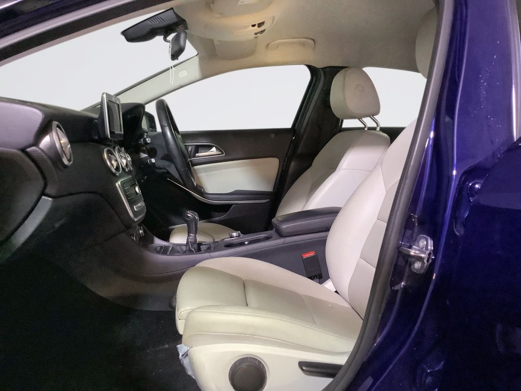 Used Mercedes-Benz A-Class 2018 for sale - 76453977: Photo 12