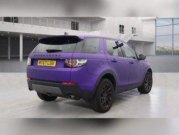 Used Land Rover Discovery Sport 2017 for sale - 76439163: Photo