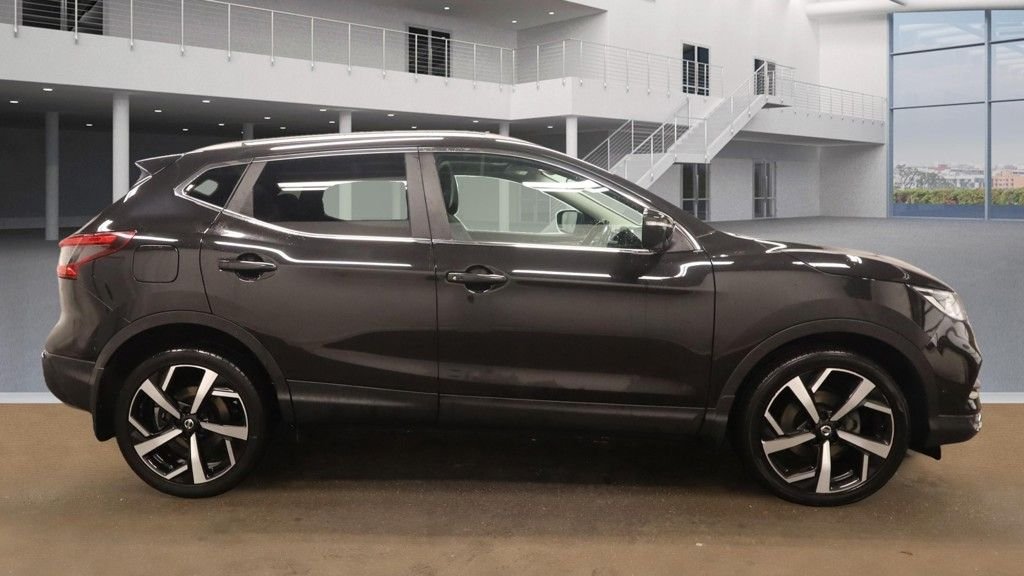 Used Nissan Qashqai 2018 for sale - 76333674: Photo 5