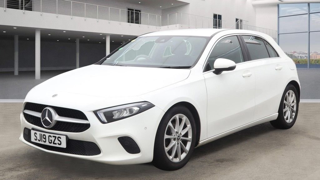 Used Mercedes-Benz A-Class 2019 for sale - 76883624: Photo 2