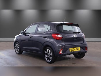 Used Hyundai i10 2024 for sale - 79587593: Photo