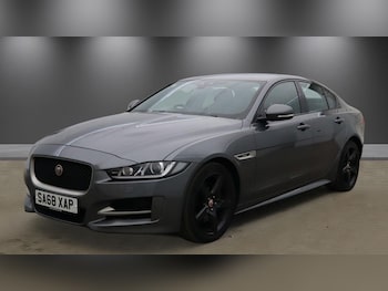 Used Jaguar XE 2018 for sale - 78414203: Photo