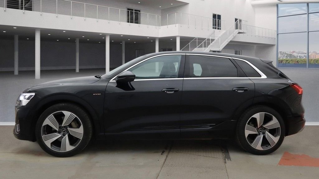 Used Audi e-tron 2020 for sale - 77952288: Photo 18