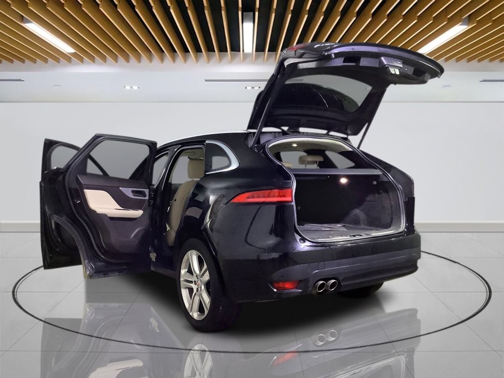 Used Jaguar F-Pace 2019 for sale - 76547028: Photo 10