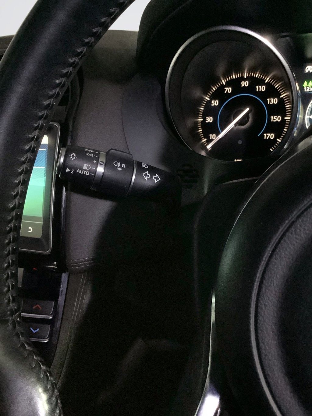 Used Jaguar F-Pace 2019 for sale - 76547028: Photo 19