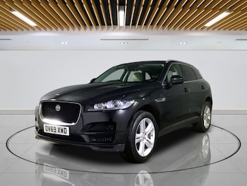 Used Jaguar F-Pace 2019 for sale - 76547028: Photo
