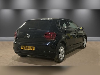 Used Volkswagen Polo 2019 for sale - 79245052: Photo