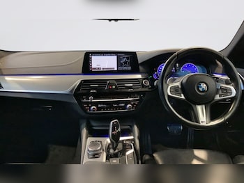 Used BMW 5 Series 2018 for sale - 77893655: Photo