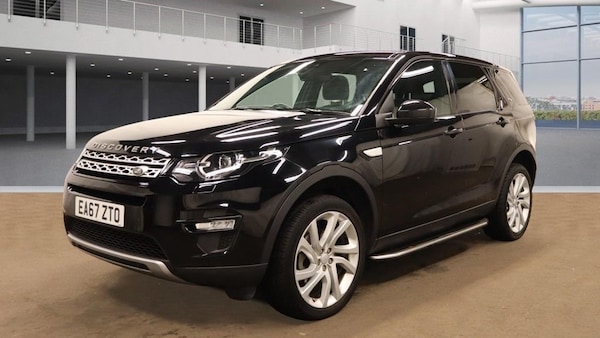 Used Land Rover Discovery Sport 2017 for sale - 76333697: Photo 2