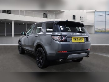 Used Land Rover Discovery Sport 2019 for sale - 77499265: Photo