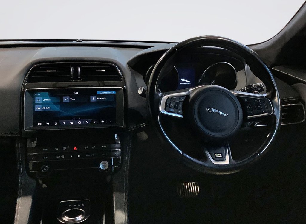 Used Jaguar F-Pace 2018 for sale - 77037738: Photo 13