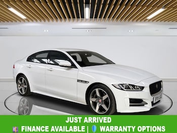 Used Jaguar XE 2019 for sale - 79358061: Photo
