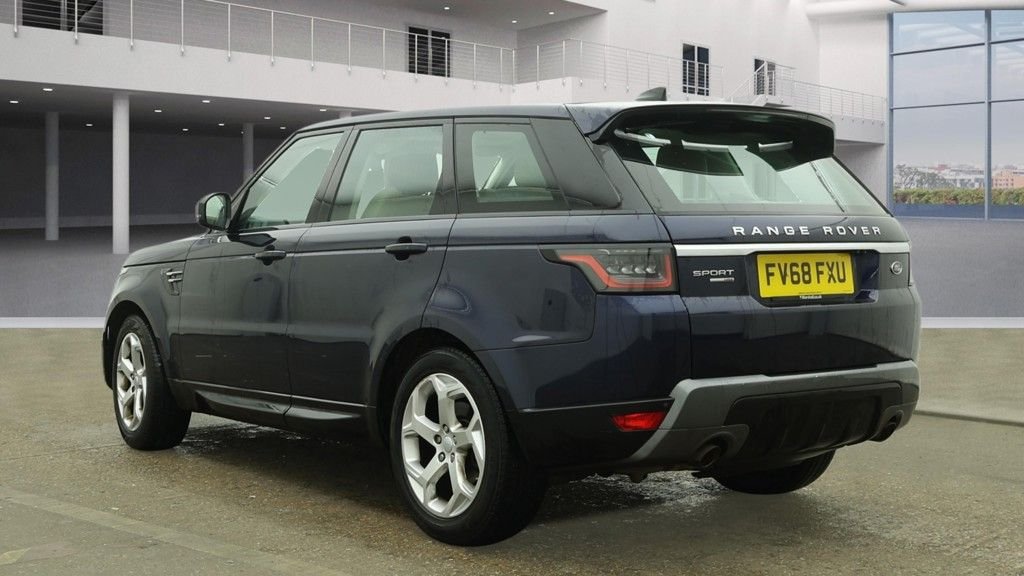 Used Land Rover Range Rover Sport 2018 for sale - 77288146: Photo 9