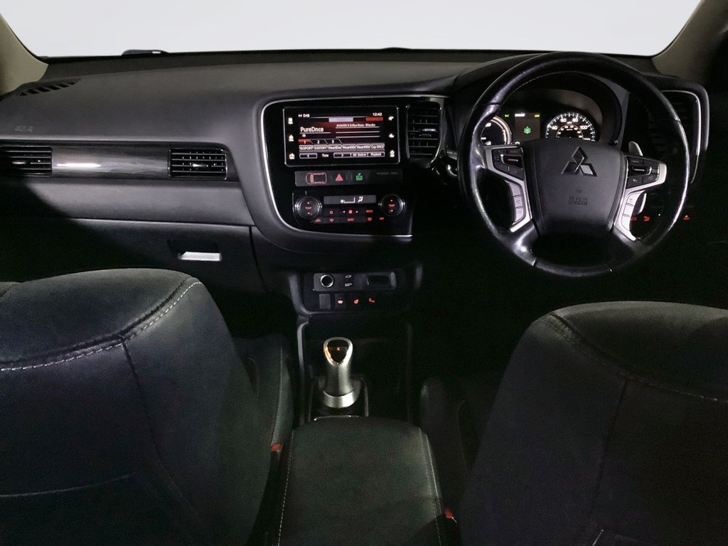 Used Mitsubishi Outlander 2018 for sale - 76559364: Photo 3