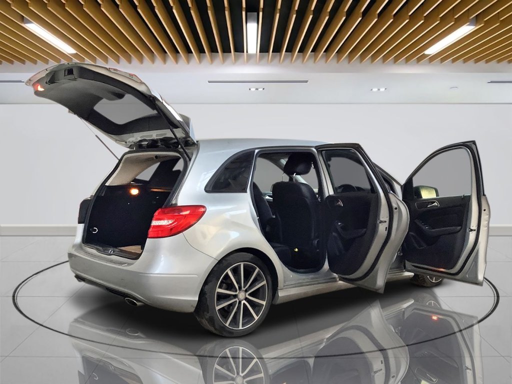 Used Mercedes-Benz B Class 2014 for sale - 77981504: Photo 10