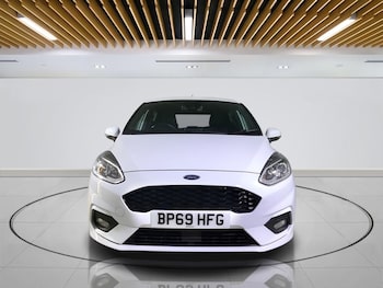 Used Ford Fiesta 2020 for sale - 76256185: Photo 2