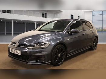 Used Volkswagen Golf 2017 for sale - 76439358: Photo