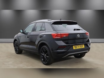 Used Volkswagen T-Roc 2021 for sale - 79009468: Photo