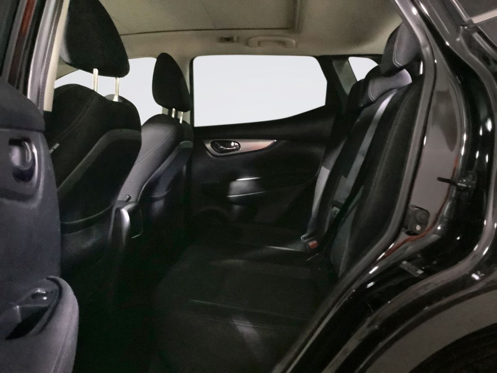 Used Nissan Qashqai 2018 for sale - 77588335: Photo 13