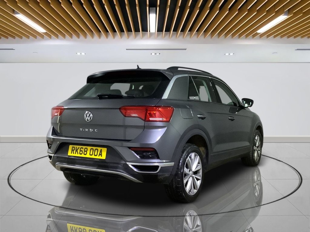 Used Volkswagen T-Roc 2018 for sale - 76797725: Photo 5