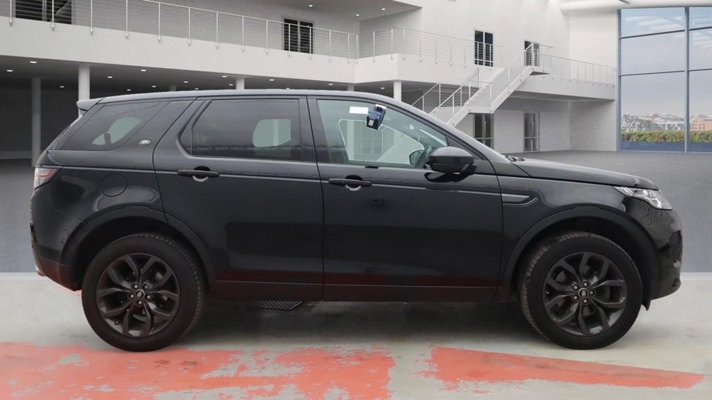 Used Land Rover Discovery Sport 2019 for sale - 76162843: Photo 5