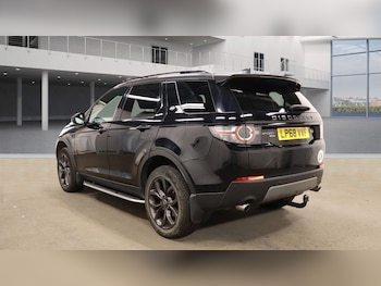 Used Land Rover Discovery Sport 2019 for sale - 75916645: Photo