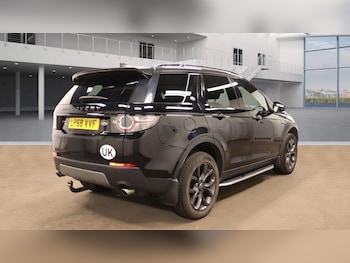 Used Land Rover Discovery Sport 2019 for sale - 75916645: Photo