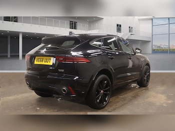 Used Jaguar E-Pace 2018 for sale - 76210607: Photo 4